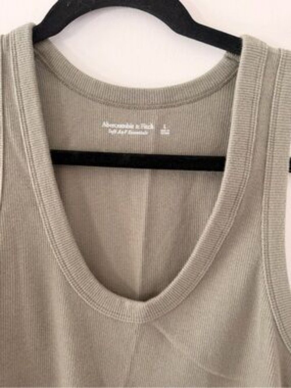 Scoop Ribbed Tank - Picture 3 of 3